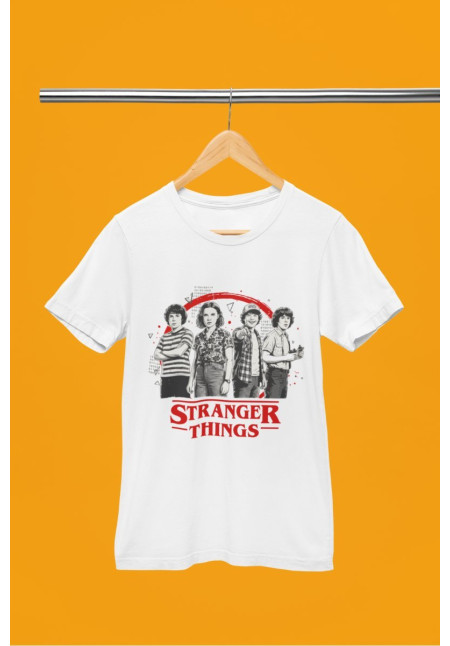 CAMISETA STRANGES TIHINGS 4